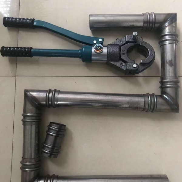 桥西鑫亿呈冷却管